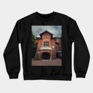 Manuc Bei Hunters House Crewneck Sweatshirt